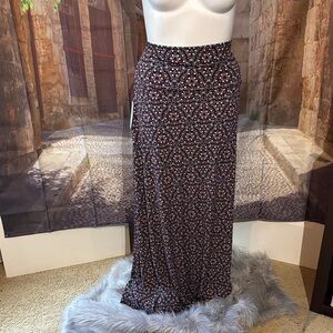 LuLaRoe Women's Maxi Skirt - Burgandy and Pink Pattern